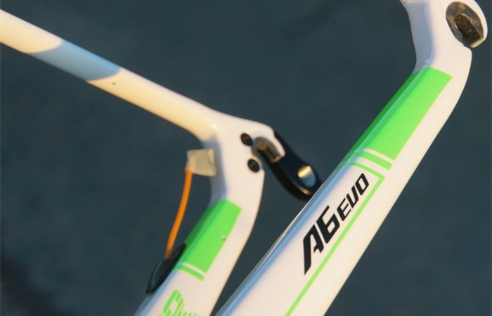 Avenger A6 Evo (gruen) (001) Avenger A6 Evo (gruen) (001)